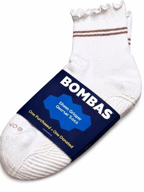 Bombas Women's Studio Gripper Quarter Socks White Size M NWT